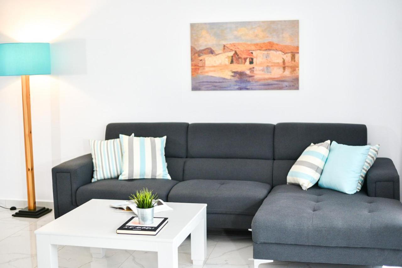 Acrotel Porto Brava Luxury Villas Ormos Panagias Exteriör bild
