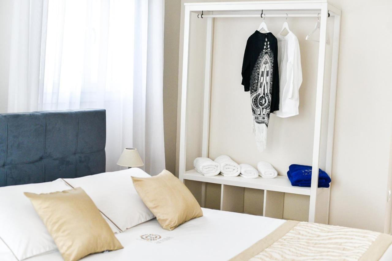 Acrotel Porto Brava Luxury Villas Ormos Panagias Exteriör bild