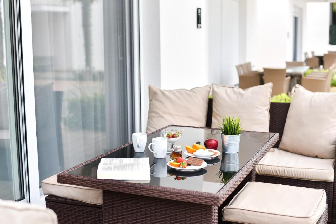 Acrotel Porto Brava Luxury Villas Ormos Panagias Exteriör bild