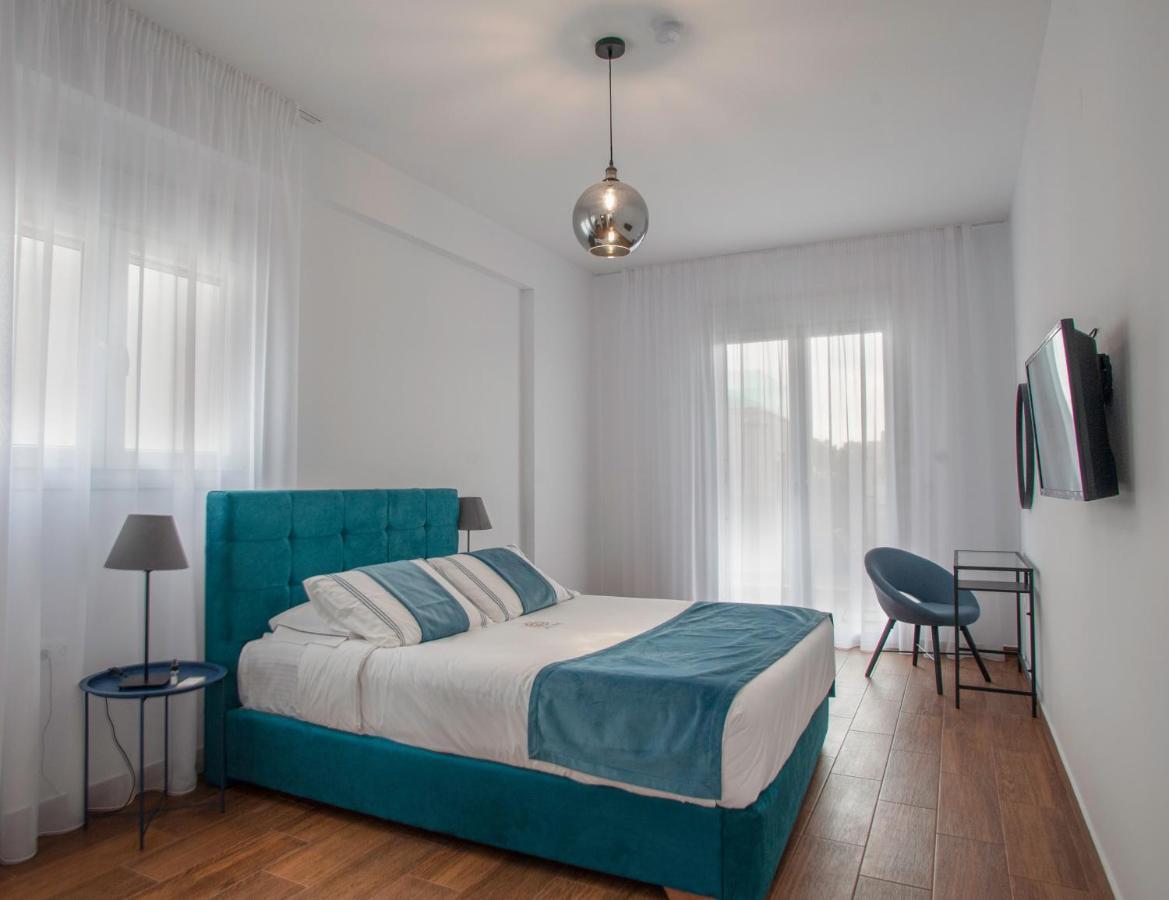Acrotel Porto Brava Luxury Villas Ormos Panagias Exteriör bild